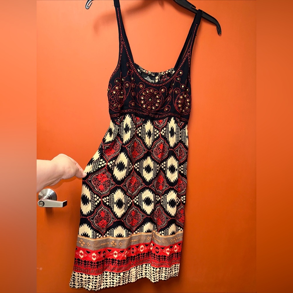 Angie dress red chevron size medium EUC spaghetti strap